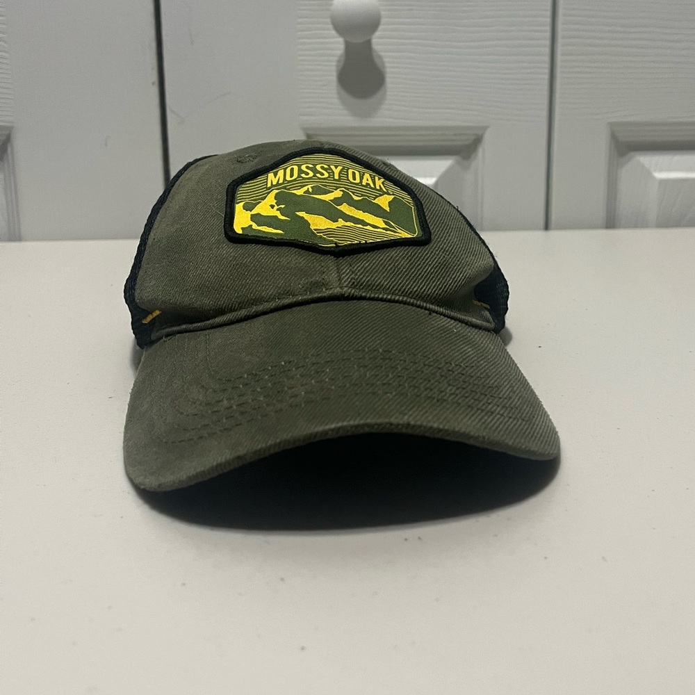MOSSY OAK snap hat